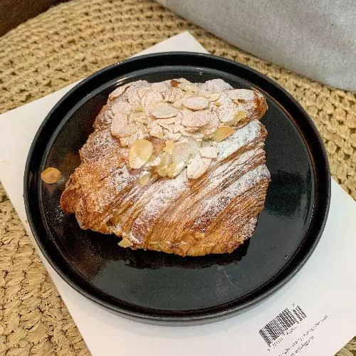 Almond Croissant